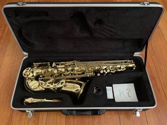 Alto Saxophone Etude Student Brass Polished Lacquer Sax Neck & Bell Mouthpiece With Case Musical Instrument EXCELLENT !