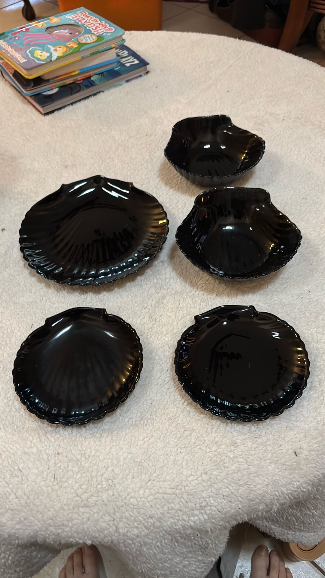 Vintage Black Clamshell Dishes