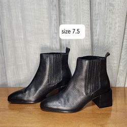 NEW - Seychelles, Black Leather Boots / Bootie, Women's Size 7.5