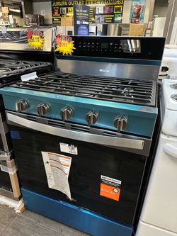 Beautiful Gas Stoves Take One Home In Payments $0 Initial Payment Please Read Description