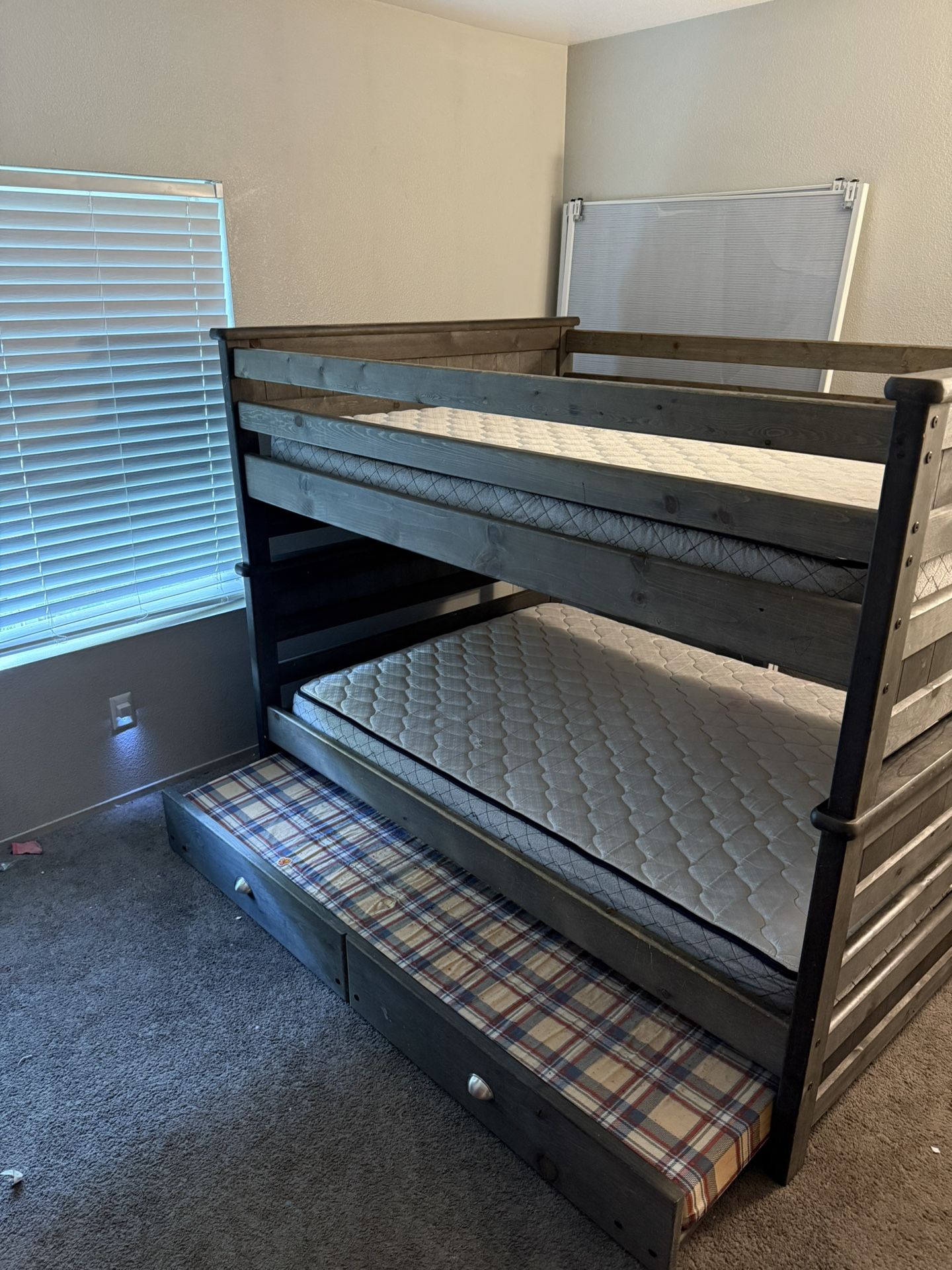 Bunk Bed With Trundle Best Offer With Own Pickup 