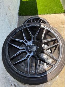 20” Giovanna Bogota wheels staggered