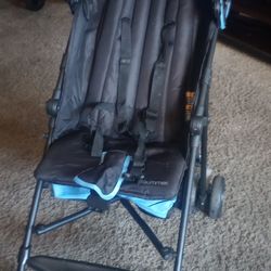 Hooded Summer One Child Stroller 