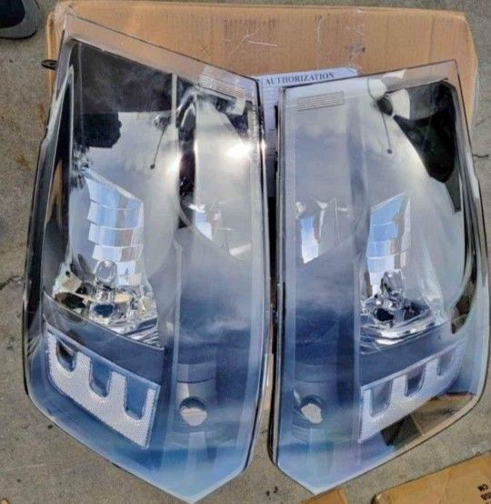 09-18 RAM HEADLIGHTS LUCES Micas Calaveras