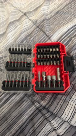 CRAFTSMAN Screwdriver Bit Set with Case - Like New