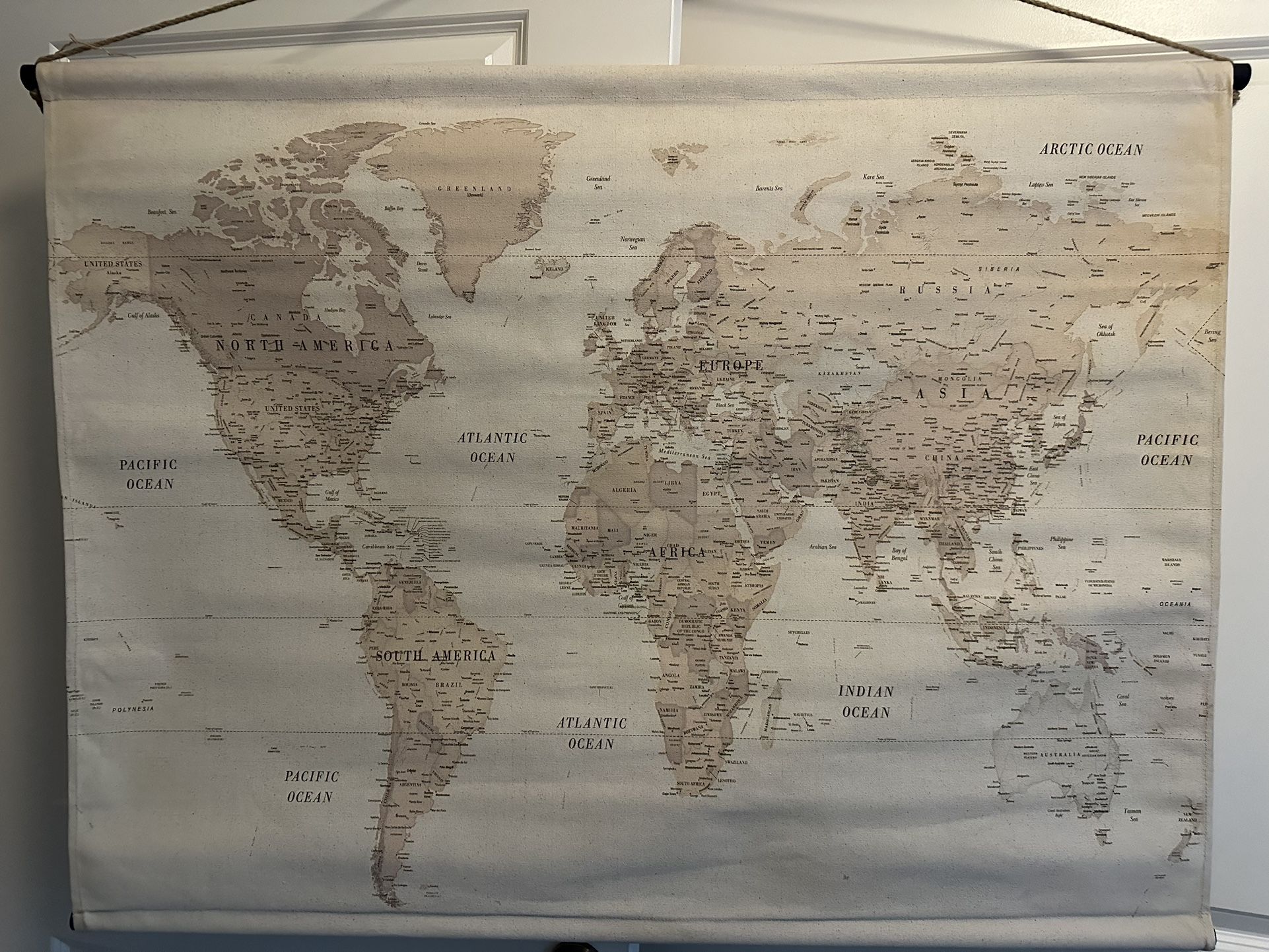 Canvas World Map