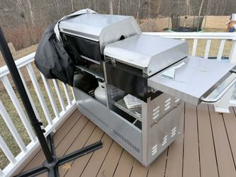 gas grill