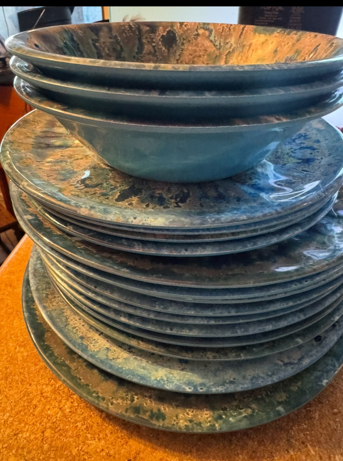 Dish Set (12-small, 4-large) & Bowls (3)