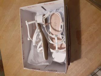 Girl's Sandals -excellent Condition-