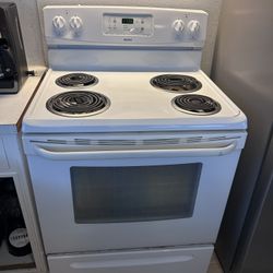 Kenmore Range - Electric Stove Oven