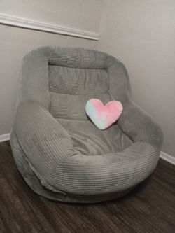 NEW Boneless Chair