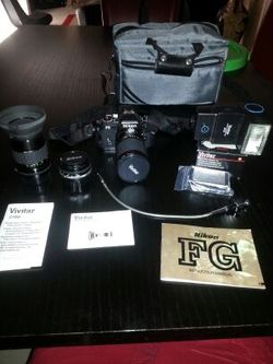 NIKON FG CAMERA WITH EXTRAS