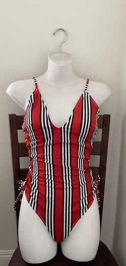 Bathing suit