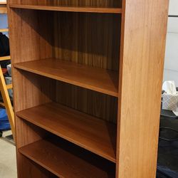 Bookcase (72"x32x12)