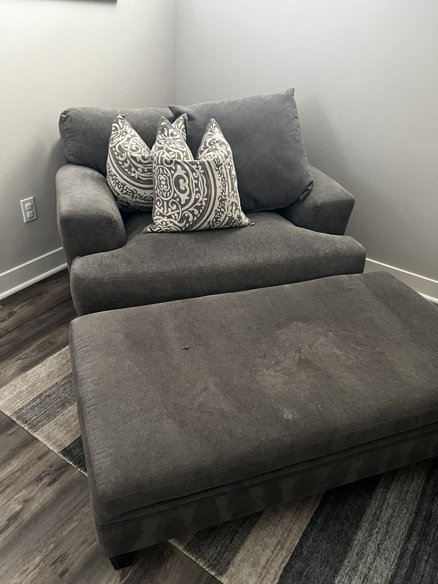 Oversized Chair And Ottoman- Grey