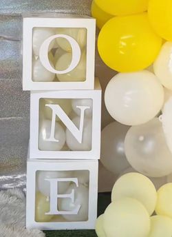 (One) birthday boxes