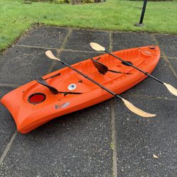 2 Person Kayak w/ 2 Paddles