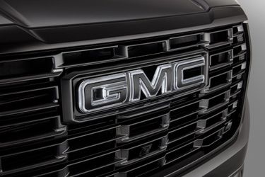 GMC Yukon illuminated grill emblem kit