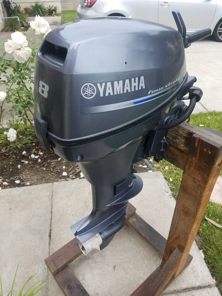 Yamaha 8hp 4 Stroke Outboard Motor 