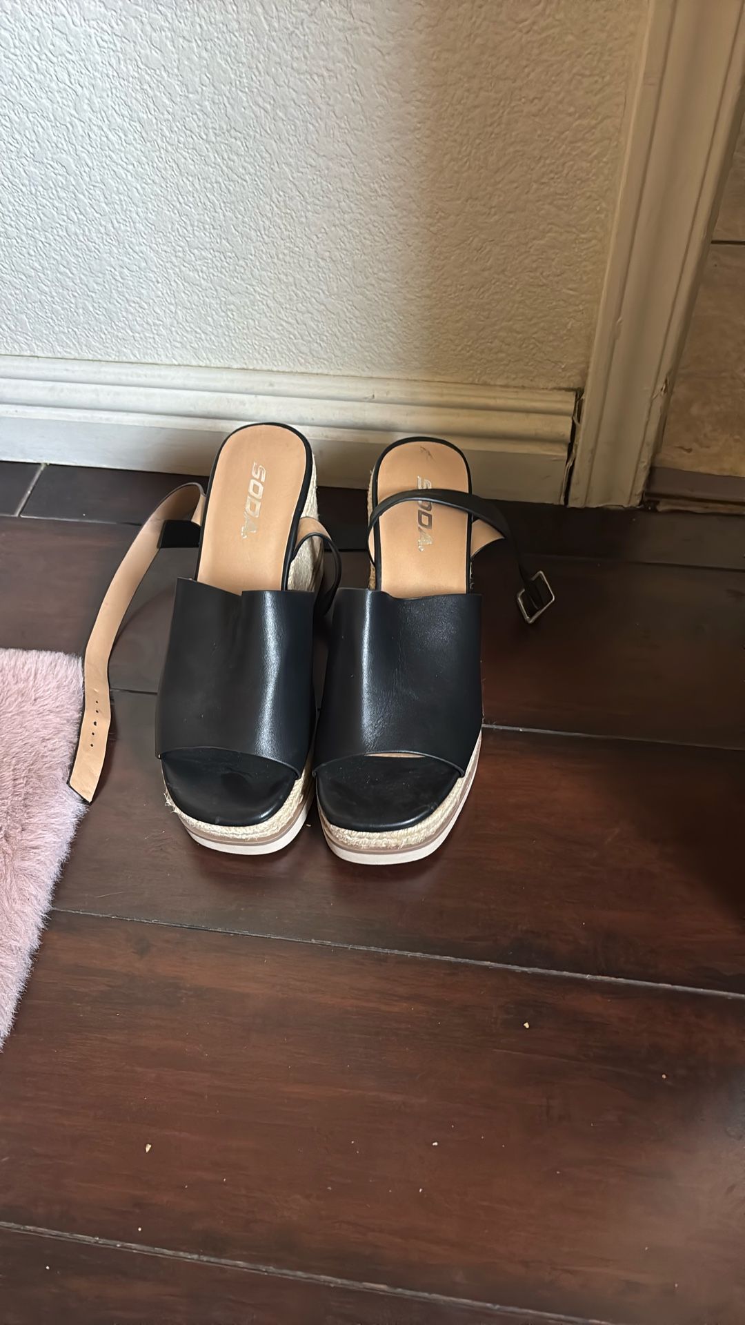 Women’s Black Wedges Shoes