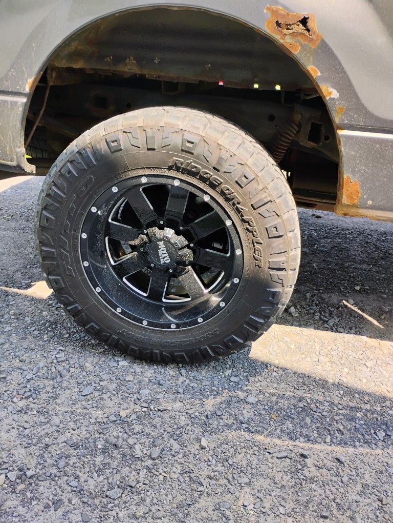 Moto Metal Rim Brand New In Box Looks Like This