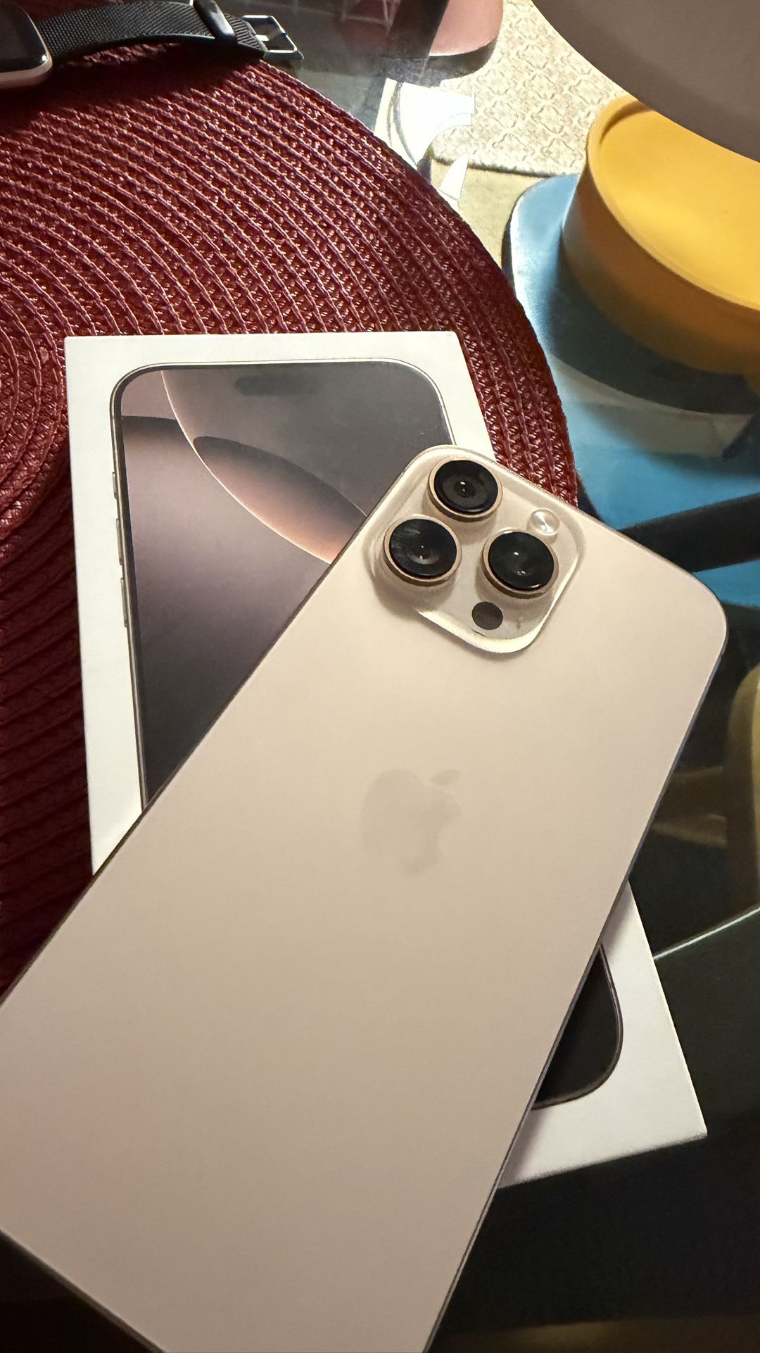 iPhone 16 Pro Max 256 Gb