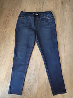 Plus Size Women's Clothing 