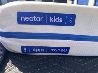 Nectar Kids Memory Foam Mattress, Full Excellent Condition