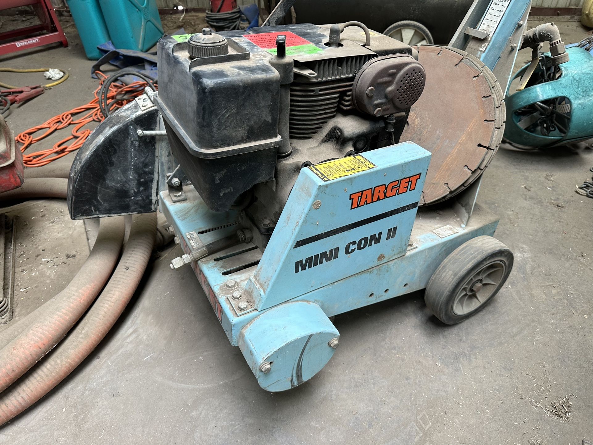 CONCRETE SAW