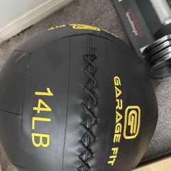 Garage Fit 14 lb Soft Wall Ball – Home Gym Cardio