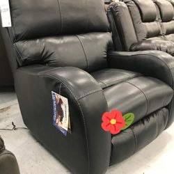 Brand New 💥 Extra Discount That You Can't Find Anywhere Else / Black Power Lay Flat Recliner 