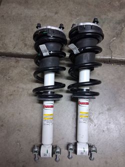 Struts and uppers arms for 2019 to 2023 Chevy Silverado