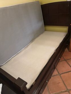 Twin bed with three drawers - with mattress if u want it