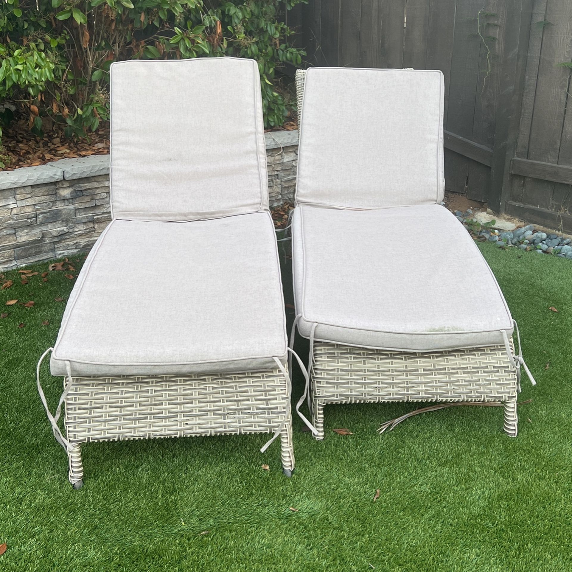 Lounge Chairs Used for Sale in San Diego, CA OfferUp