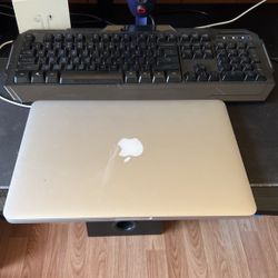 Max Book Pro