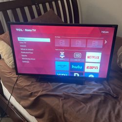 Roku TLC 31 inch TV