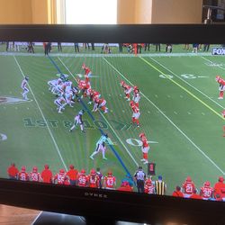 Dynex 37” LCD Tv
