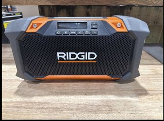 Bocina de Bluetooth Ridgid  de Batería  Nueva 