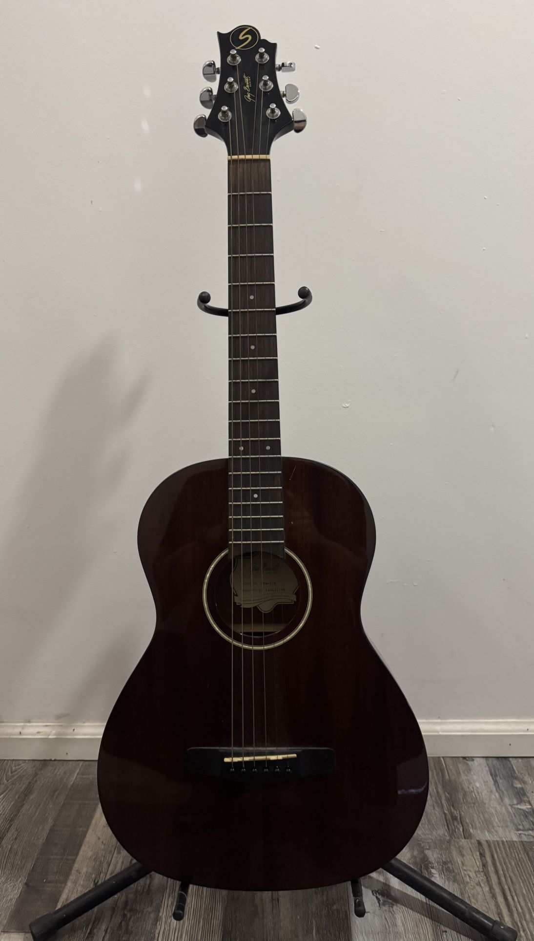 Greg Bennett Design Acoustic Guitar 