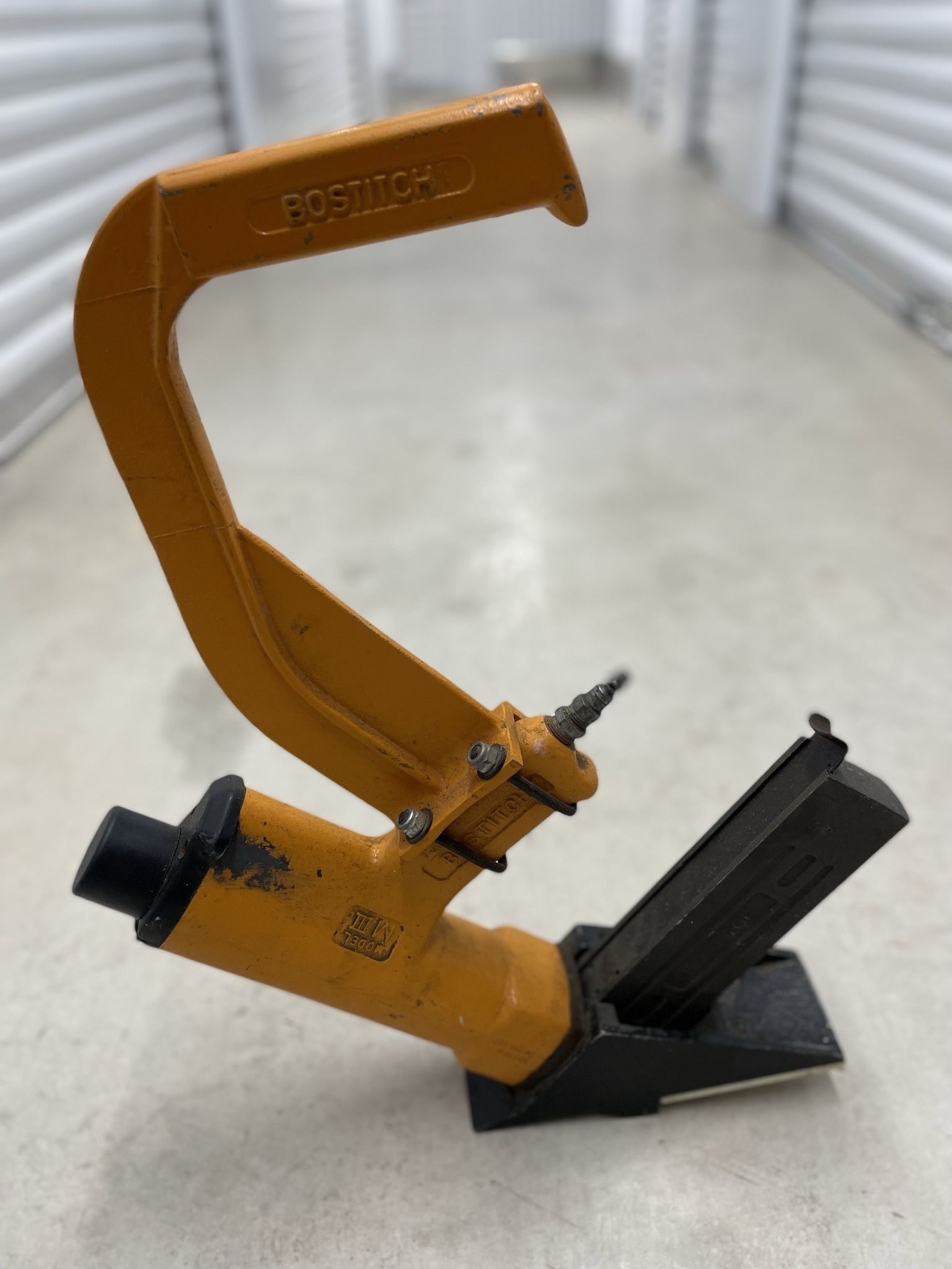 Bostitch Flooring Stapler EXCELLENT CONDITION!!!