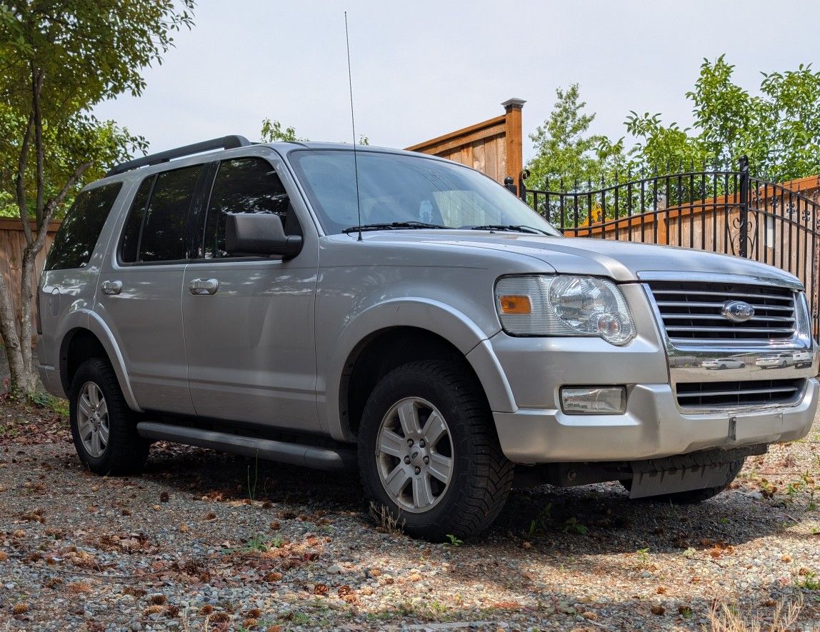 2010 Ford Explorer