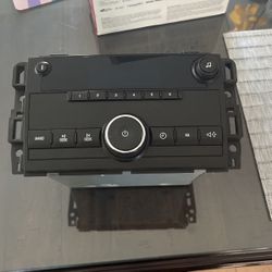 2019 Chevy Express Radio