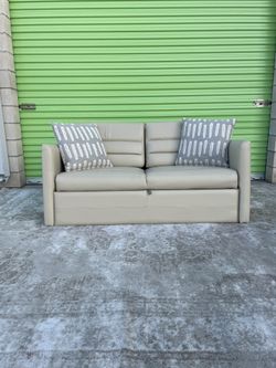 *Free Delivery* Sleeper Sofa Bed Couch
