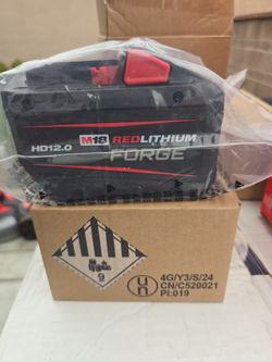 Milwaukee battery forged 12AH