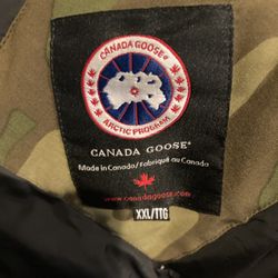 Canada Goose Men’s Expedition Parka 