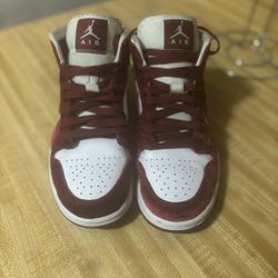 Jordan 1 Size 6.5 Burgundy Red And White