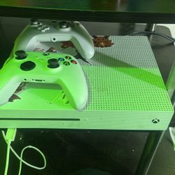 Xbox One S Cords Included 