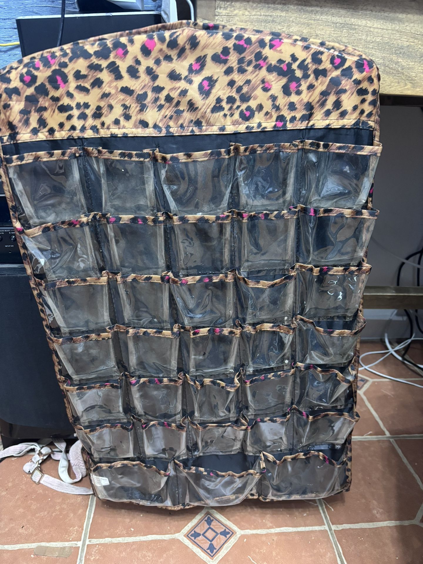 Jewelry hanger