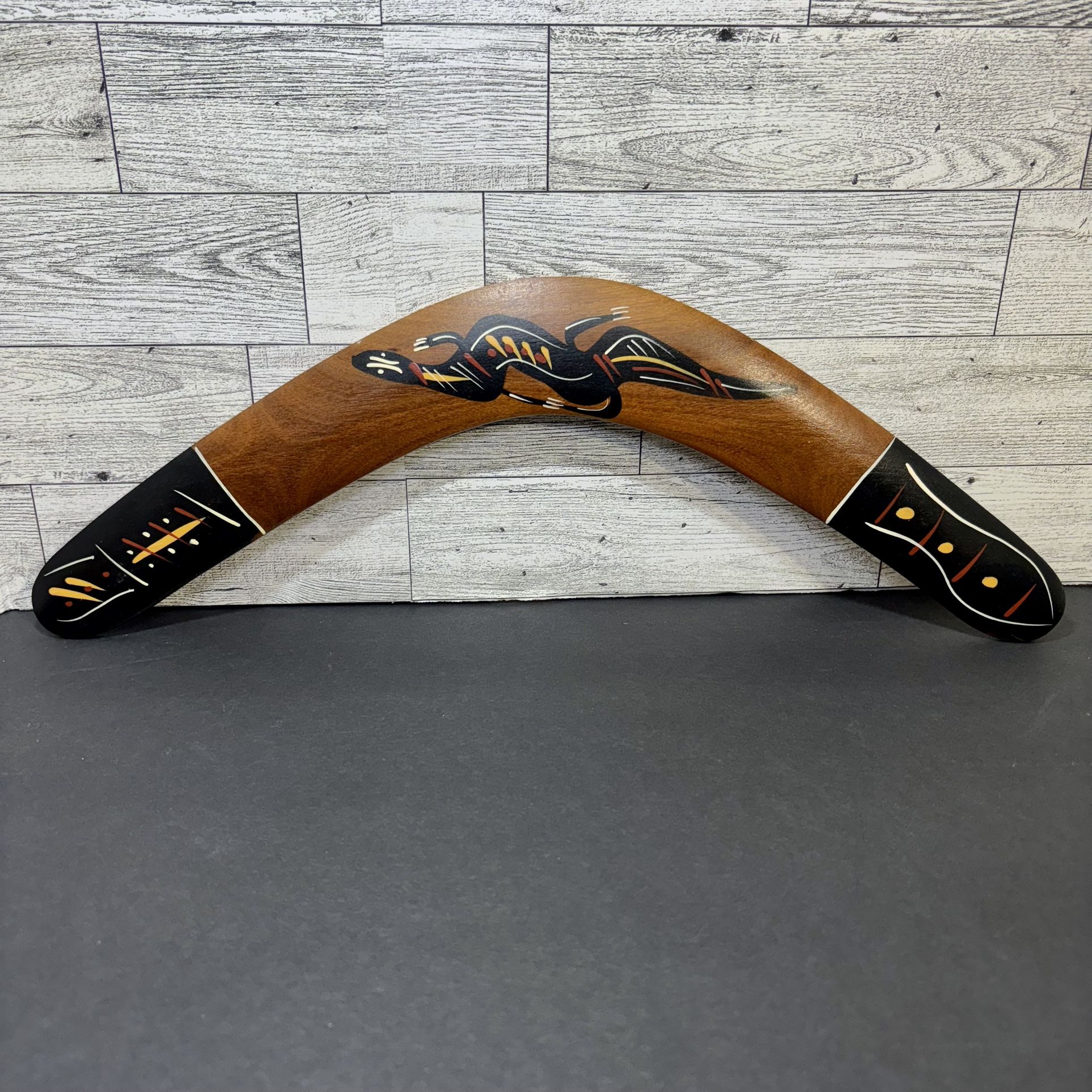Aboriginal Hand Crafted and Hand Painted Australian Made Throwing Boomerang