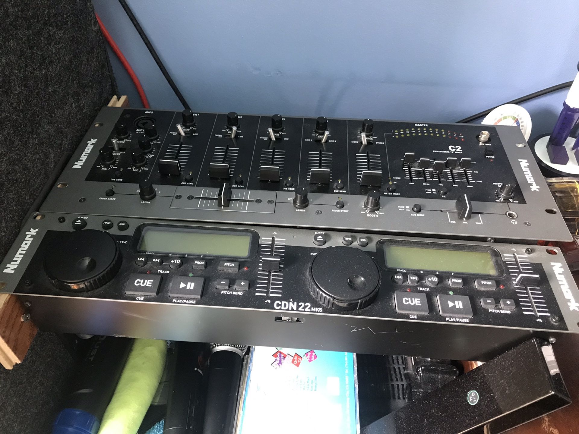 Cd - Dj equipment and loudspeaker 📢 A pair of 15” 3000 W amplifier